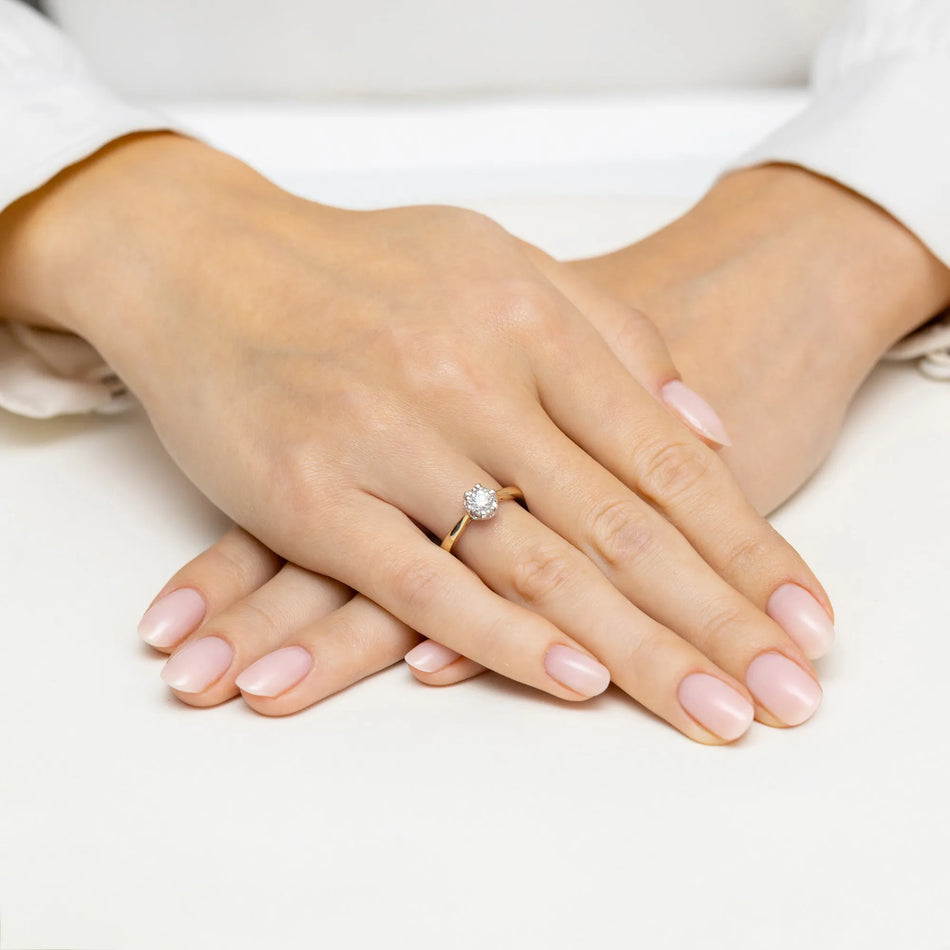 Goldring mit 0,30 ct Diamant