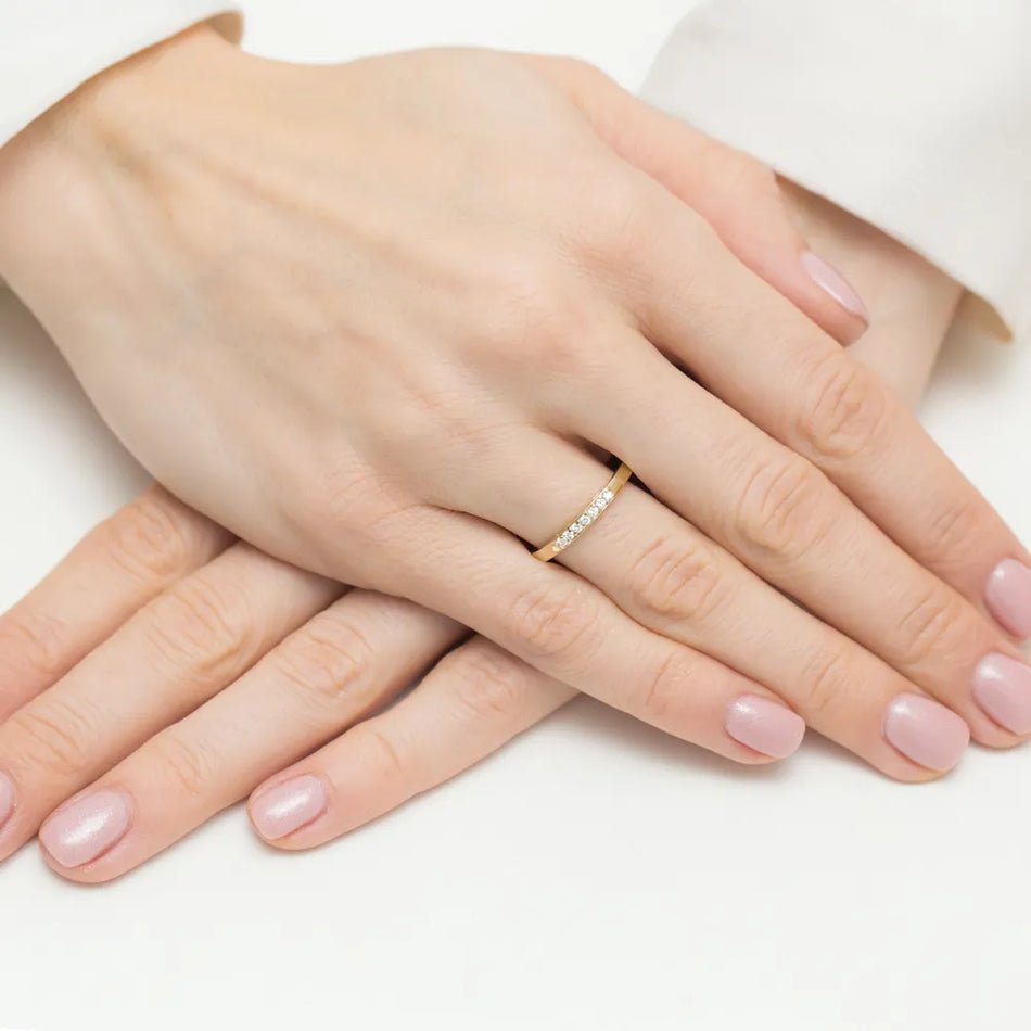 Goldring mit 0,102 ct Diamanten