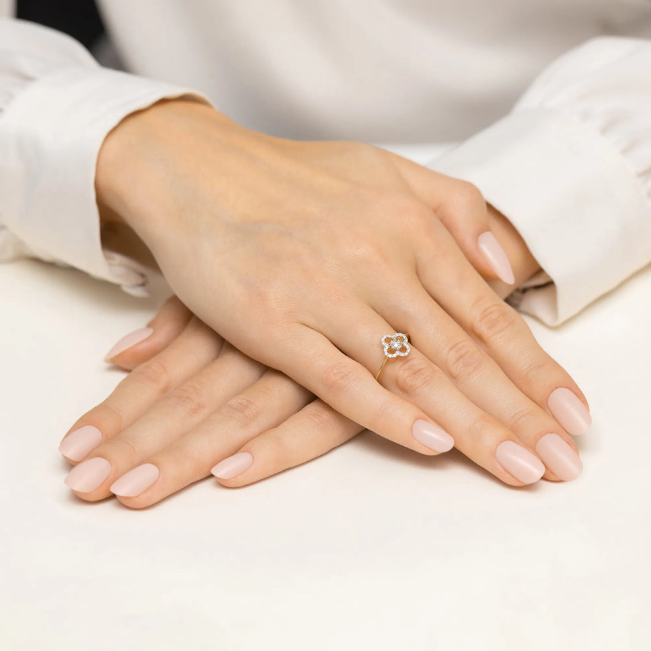 Zlatý prsten s diamanty 0,03 ct a 0,10 ct