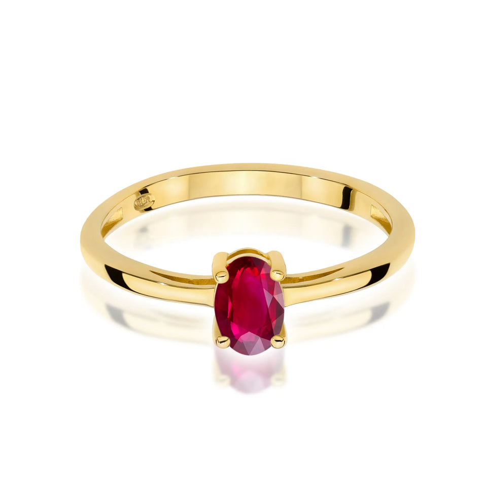 Gold Ring with 0.60ct Ruby