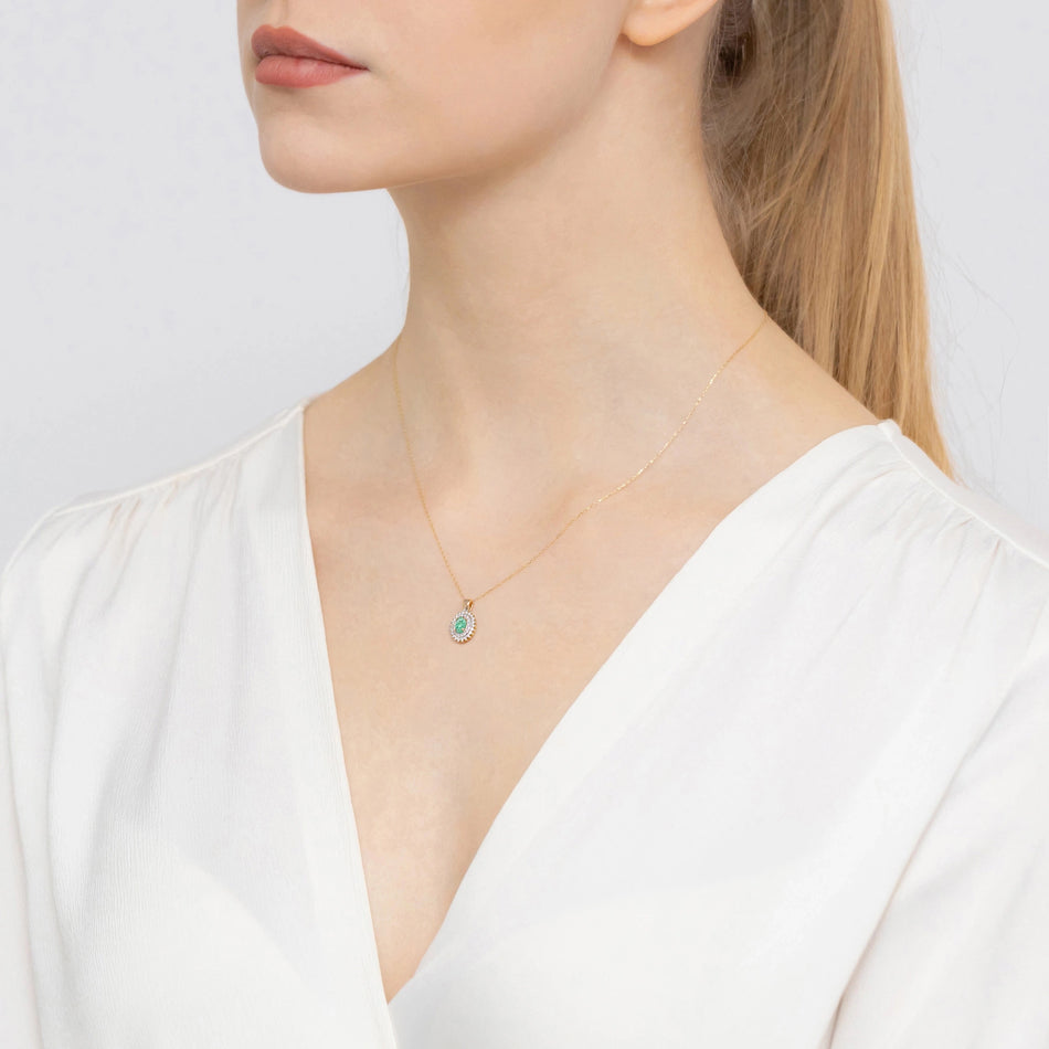 Zlatý přívěsek s 0,40ct smaragdem a 0,19ct diamanty