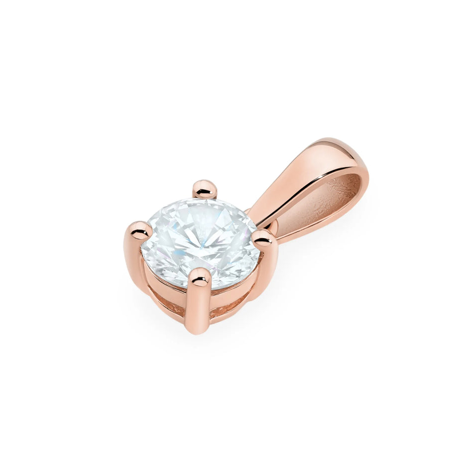 Gold Pendant with Diamond